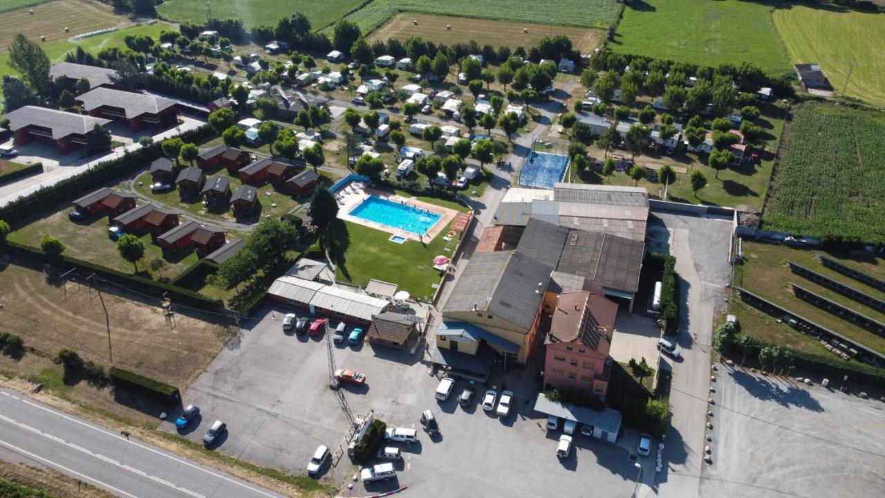 Camping Gran Sol Montferrer Bagian luar foto